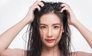 Leia mais sobre o artigo 2 dicas para usar a água da beleza para lavar o cabelo