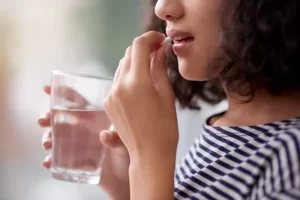 Leia mais sobre o artigo Saiba qual é o tipo de água ideal para acompanhar a medicação