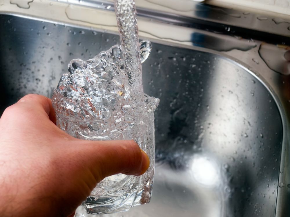 Você está visualizando atualmente Entenda os riscos de beber água de baixa qualidade